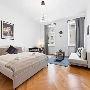 Cozy In 16th District Appartement Vienne
